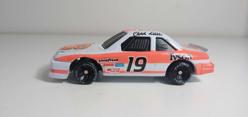 Racing Champions Ford Thunderbird