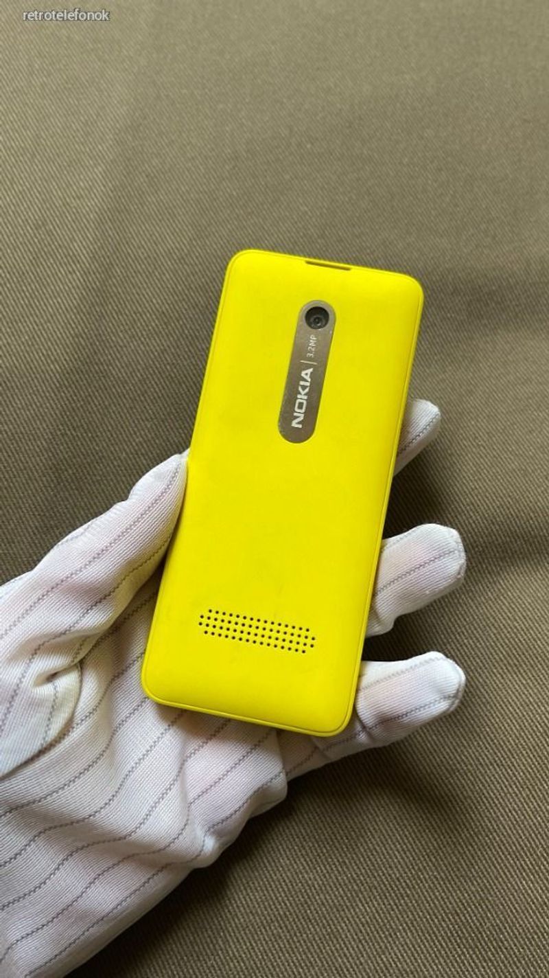 Nokia 301 - Telenor - sárga