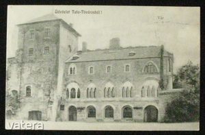 Tata (Tóváros), vár