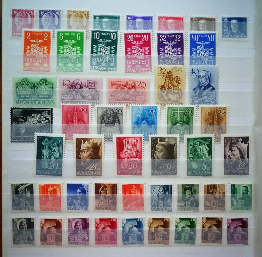Magyarország 1929-44, 49 db bélyeg zömében falcos * G3