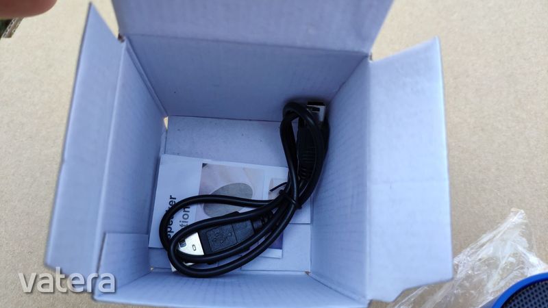 2776 kék Bluetooth hangszóró