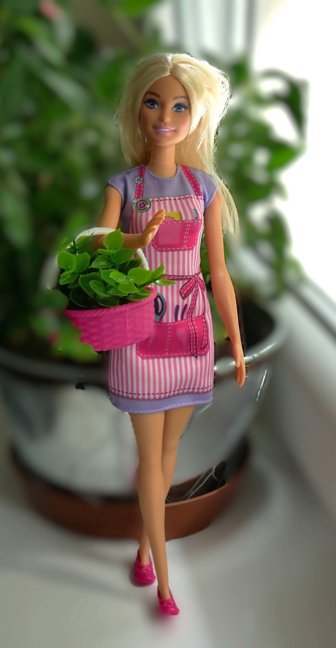 Mattel   Barbie baba