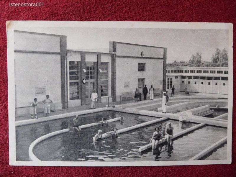 HAJDÚSZOBOSZLÓ / 1957
