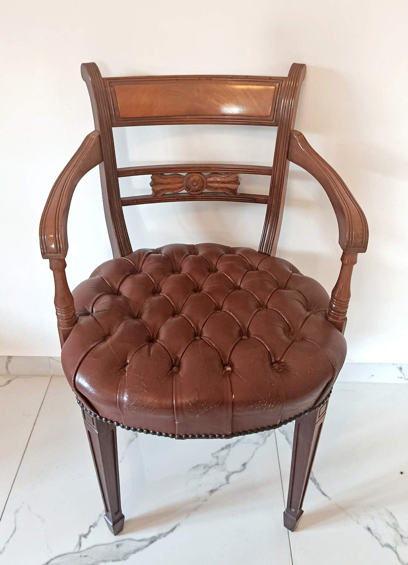 Chesterfield bőr karosszék
