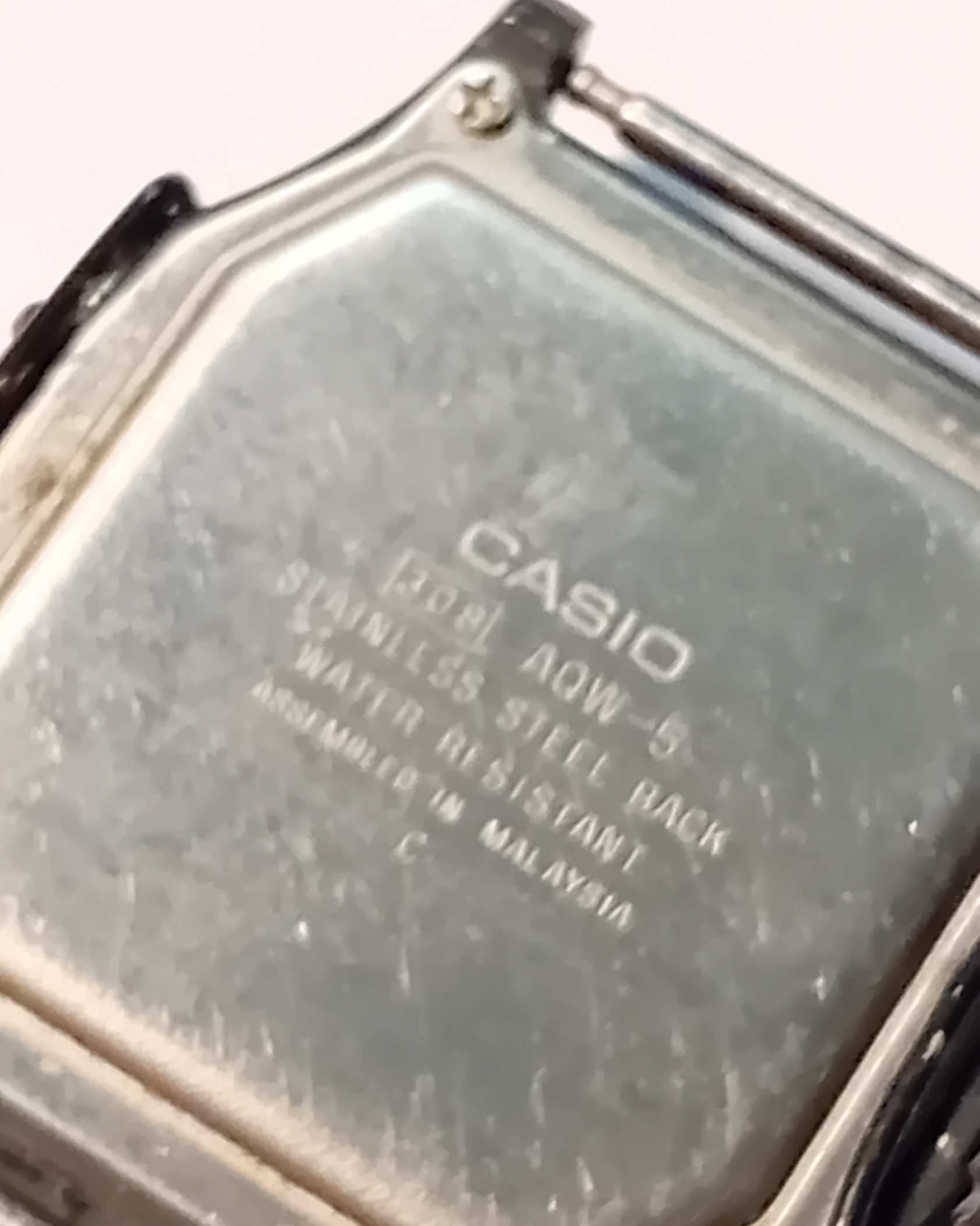Casio AQW-5 karóra, működik