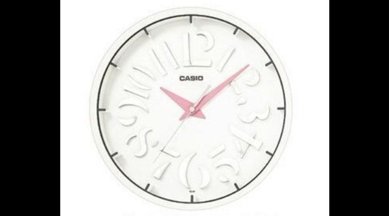 IQ-64-4 Casio falióra