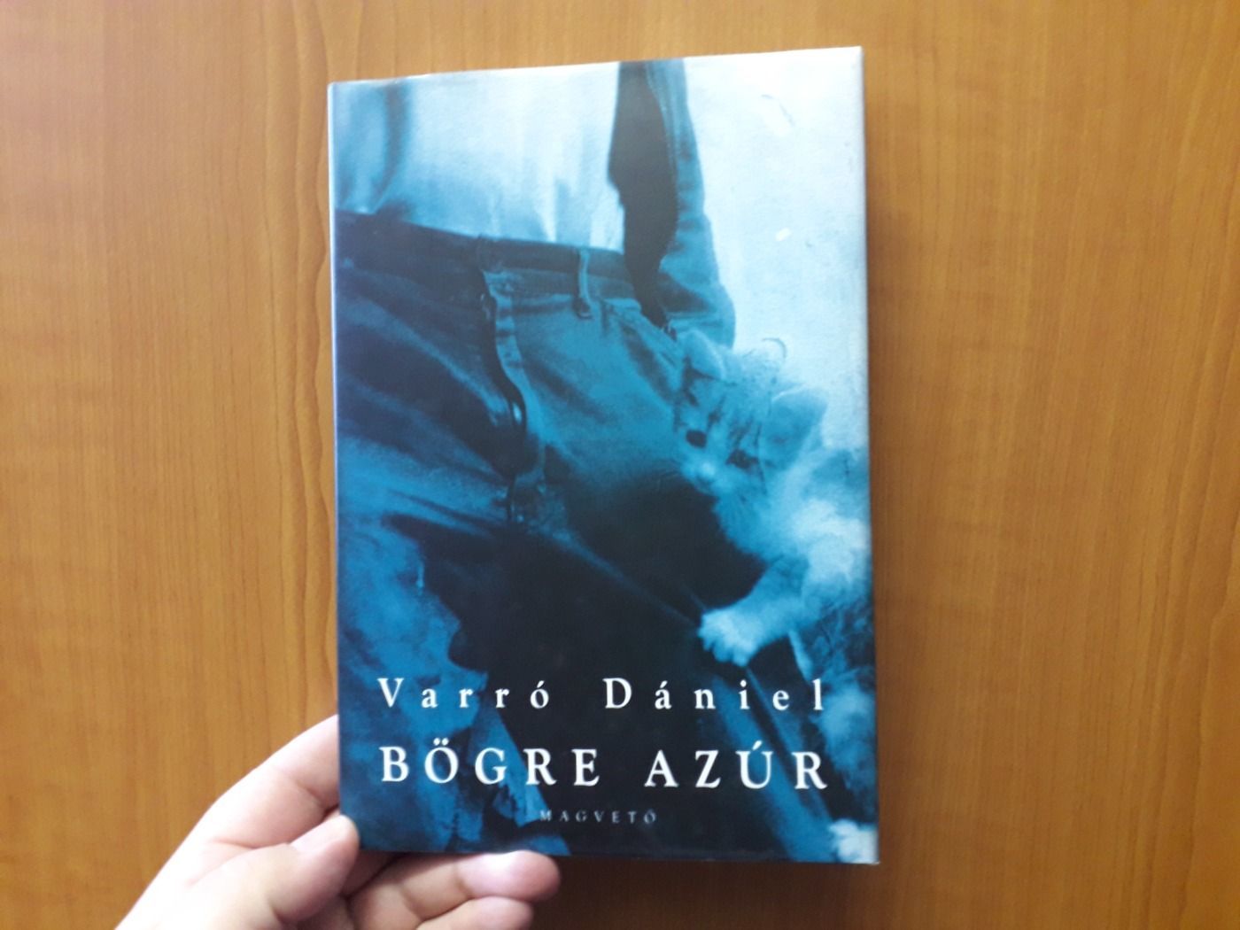 Varró Dániel - Bögre azúr