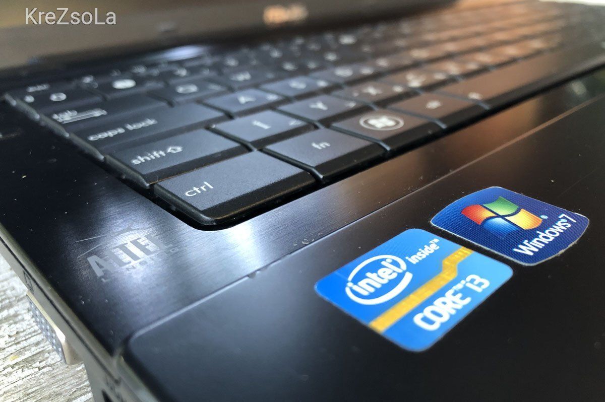 ASUS B53E kiváló I3-as notebook