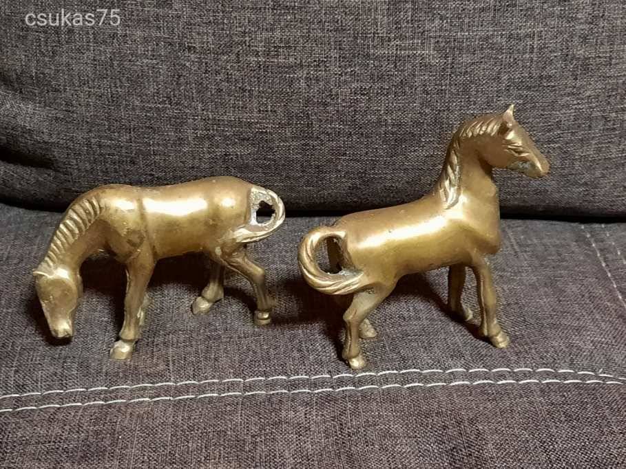 Legelő lovak, réz állatfigurák, 2db egyben
