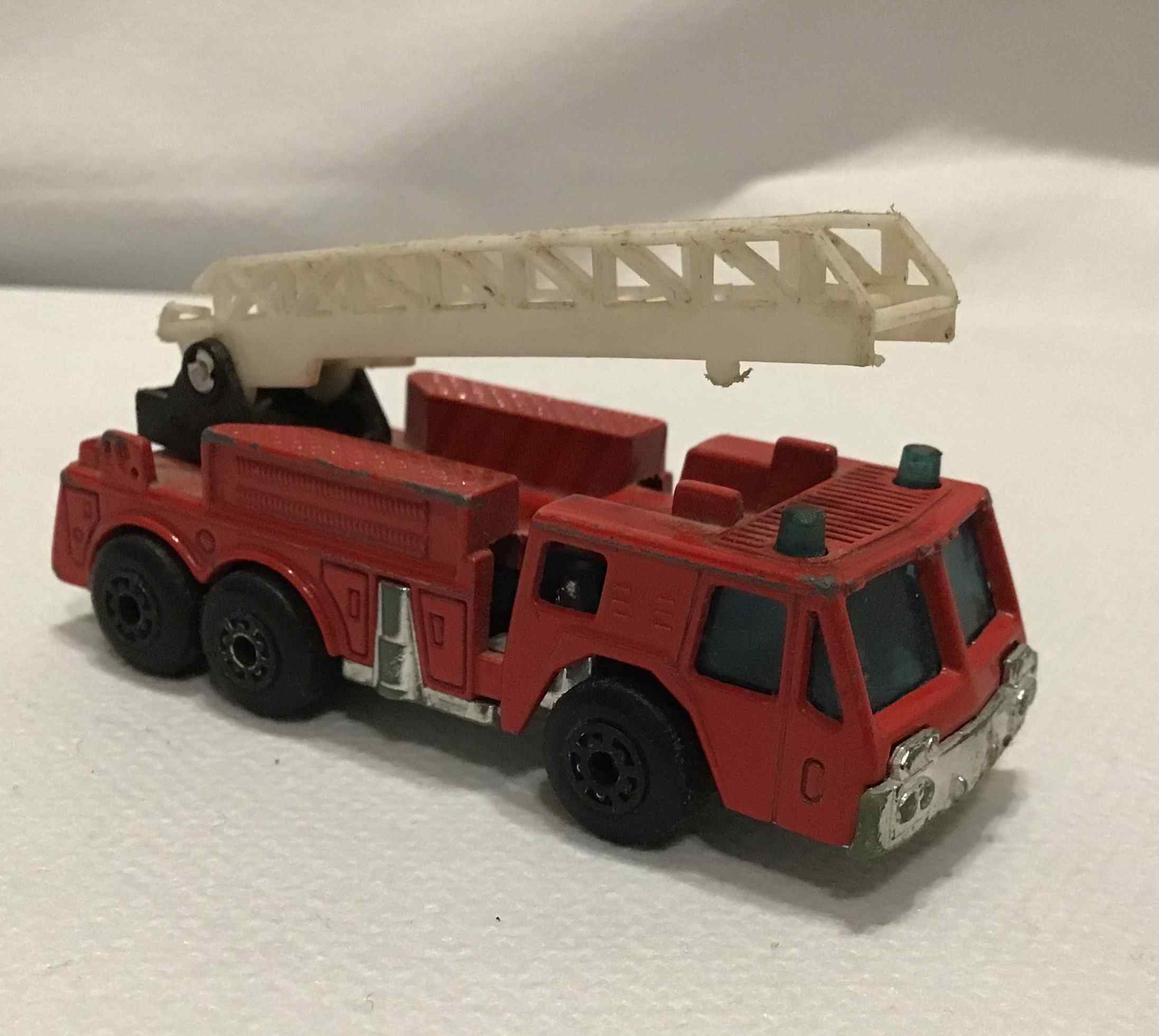 Matchbox  Fire Engine  1982   Made in Macau