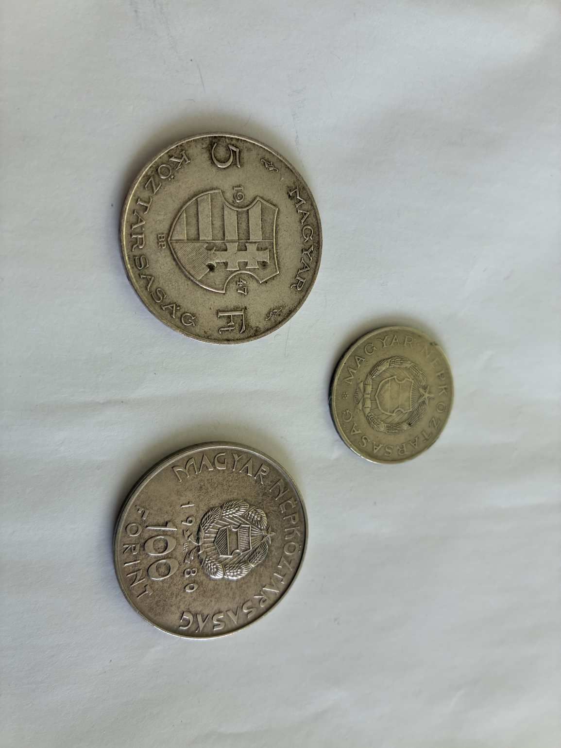 HÁROM RITKA  FORINT