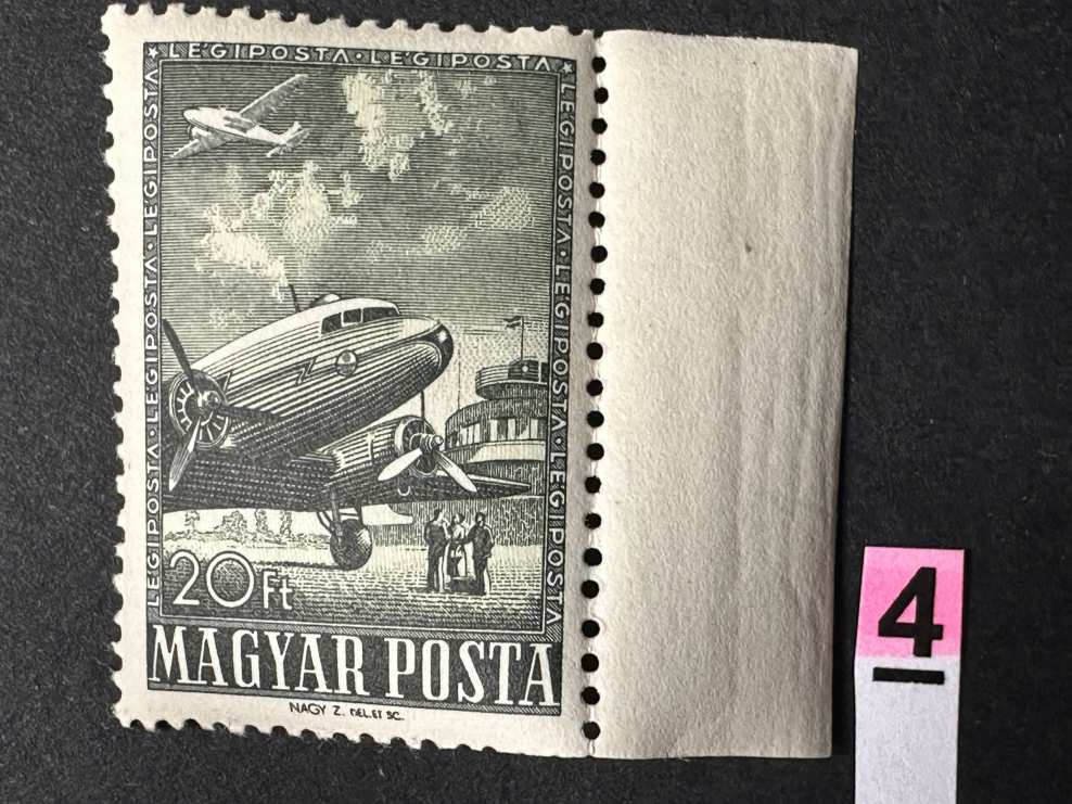 MAGYARORSZÁG 1957 LÉGIPOSTA ZÁRÓ ÉRTÉKE ÍVSZÉLES POSTATISZTA BÉLYEG**    -4.-