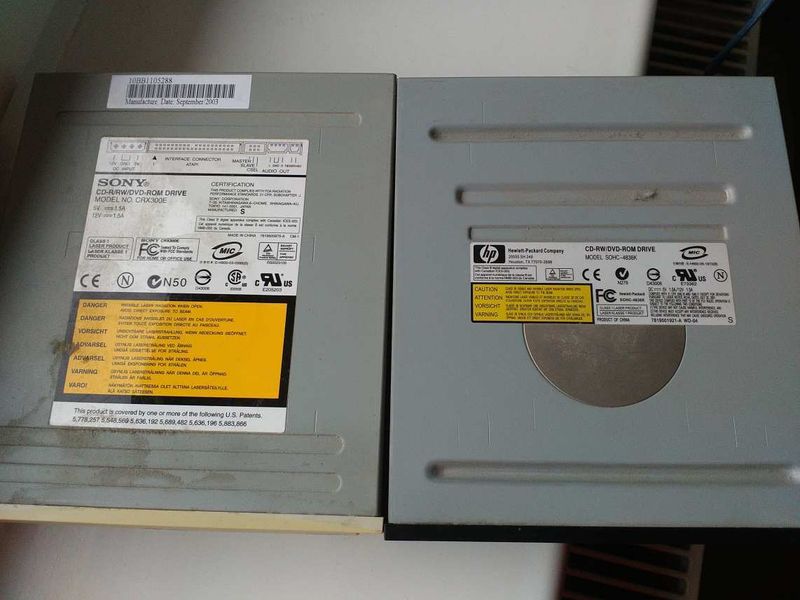 4 db CD-DVD Rom