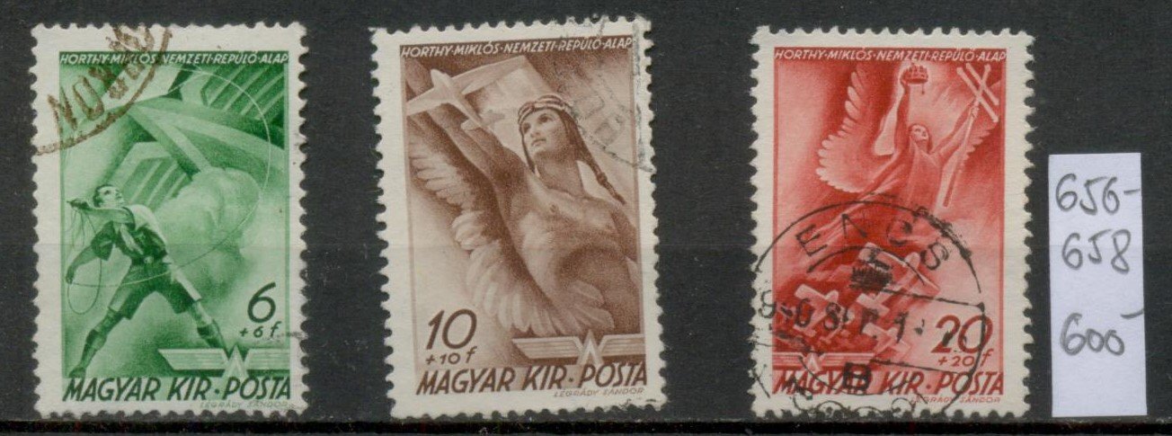 M112 1940 Horthy Miklós Nemzeti Repülő Alap I. teljes bélyegsorozat Pecsételt