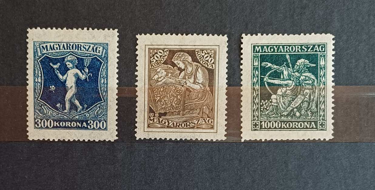 1924. Jótékonyság ××