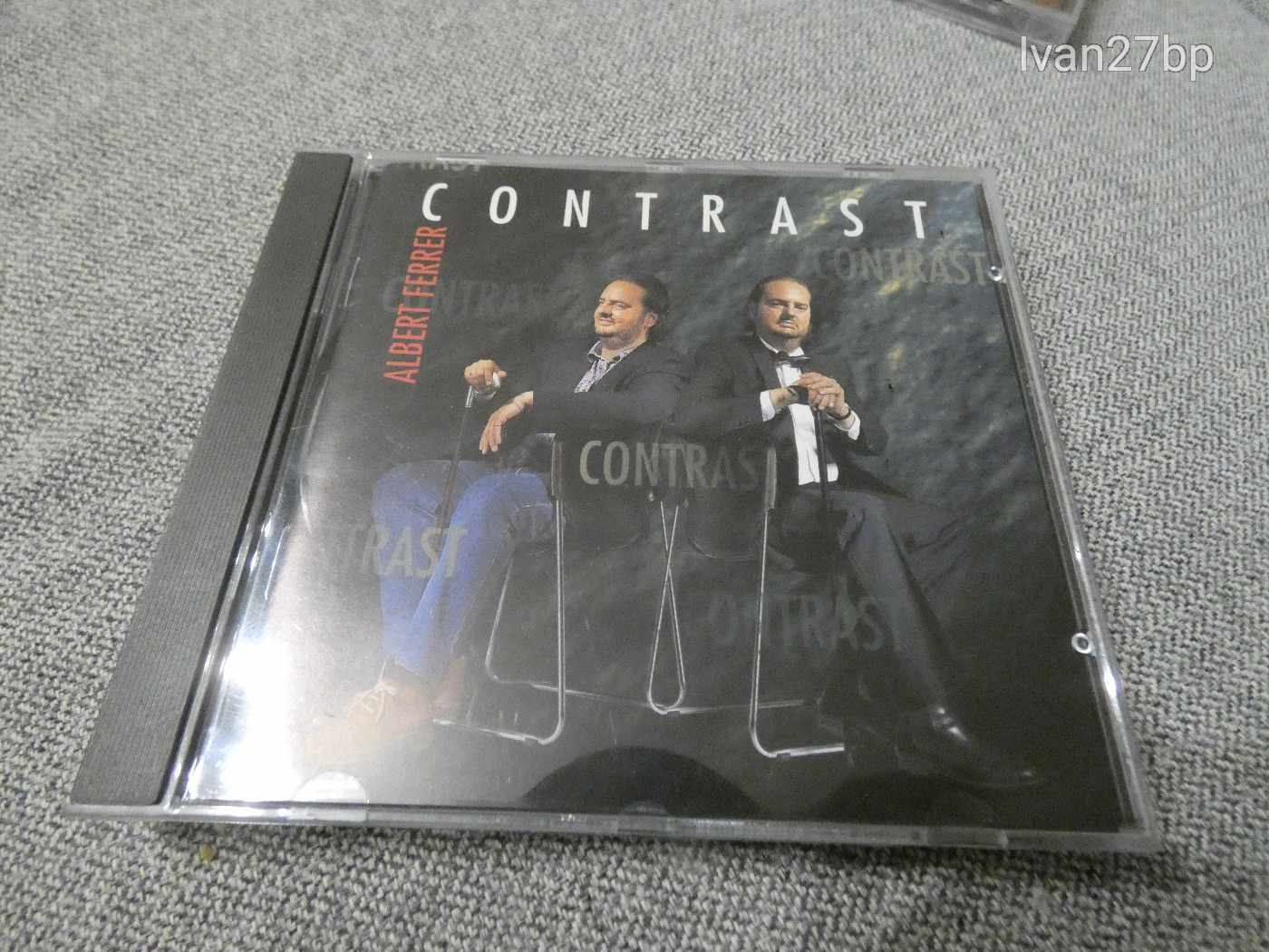 Albert Ferrer - Contrast