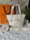 Louis Vuitton  táska új