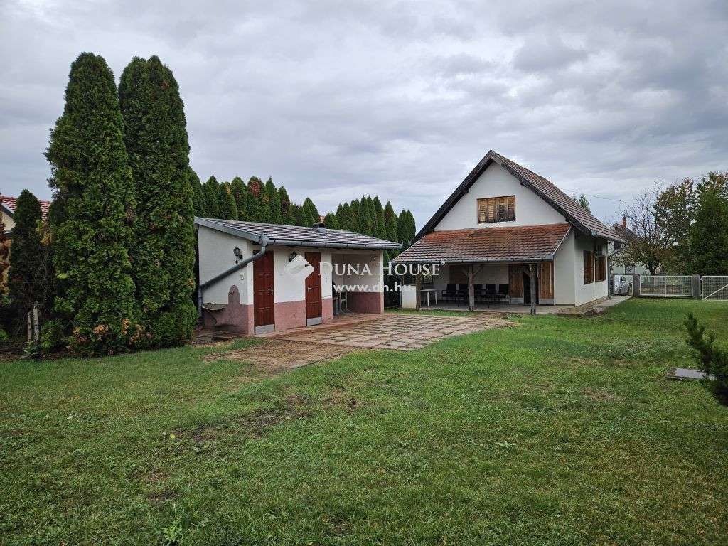 Családi ház Enying