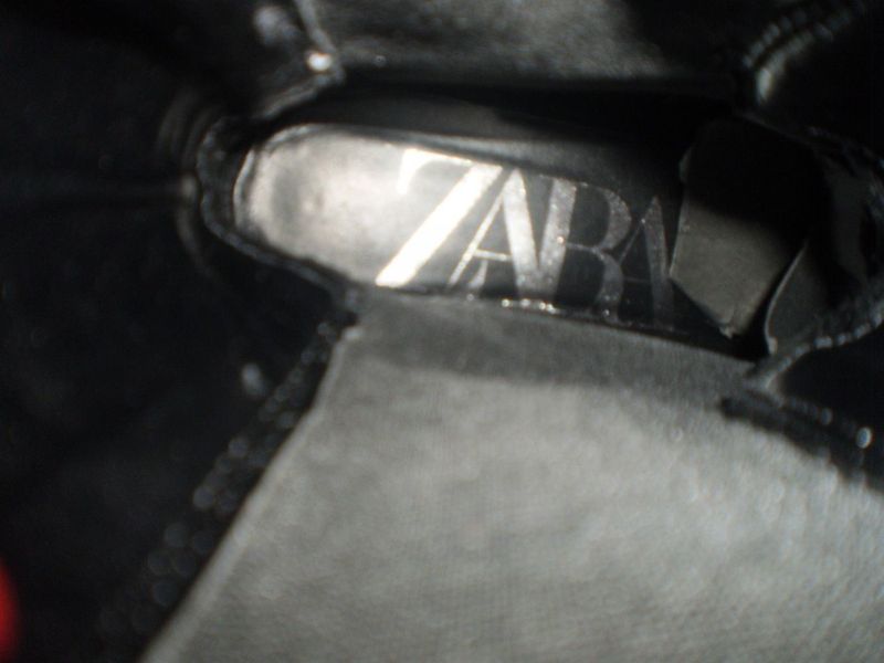 ZARA FEHÉR CSIZMA