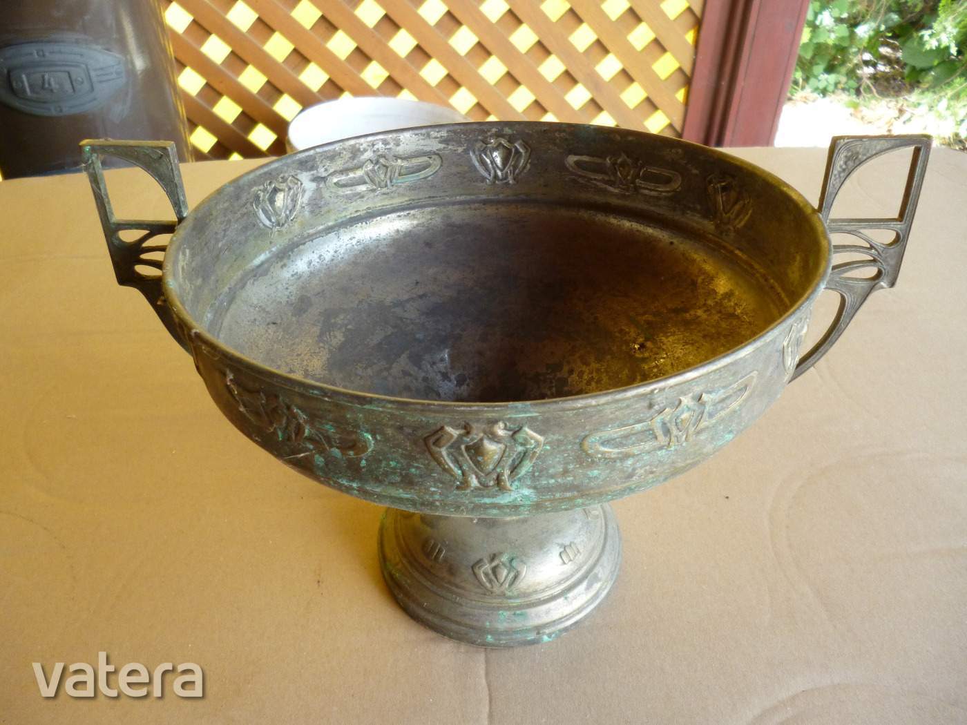 Antik asztali bronz tál