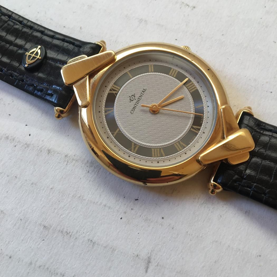 Continental quartz karóra