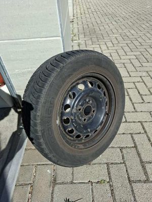 felni téligumival