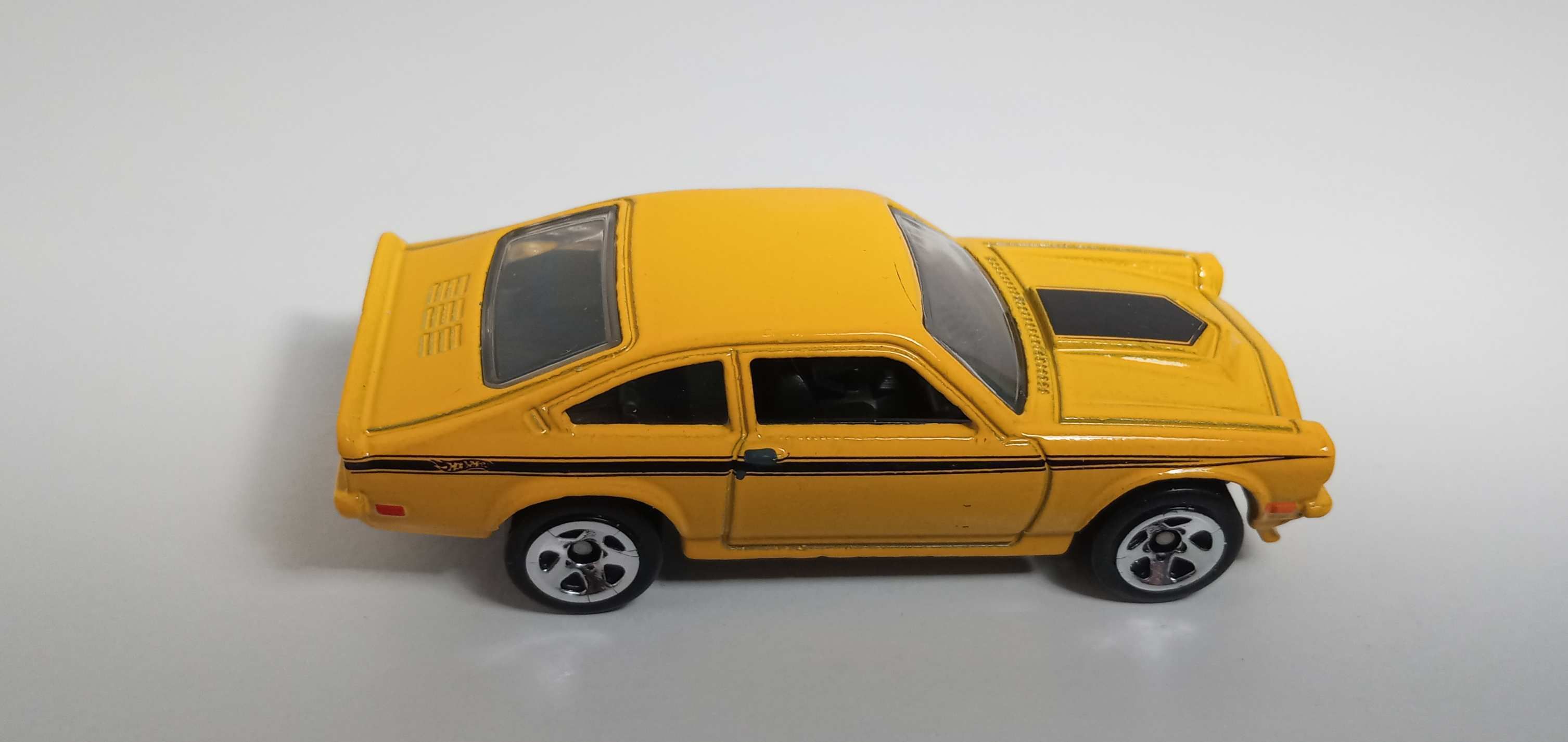 Hot Wheels V-8 Vega