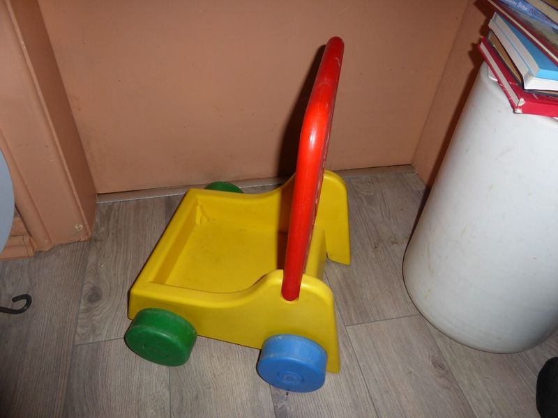 Járássegítő egy csomag kockával
