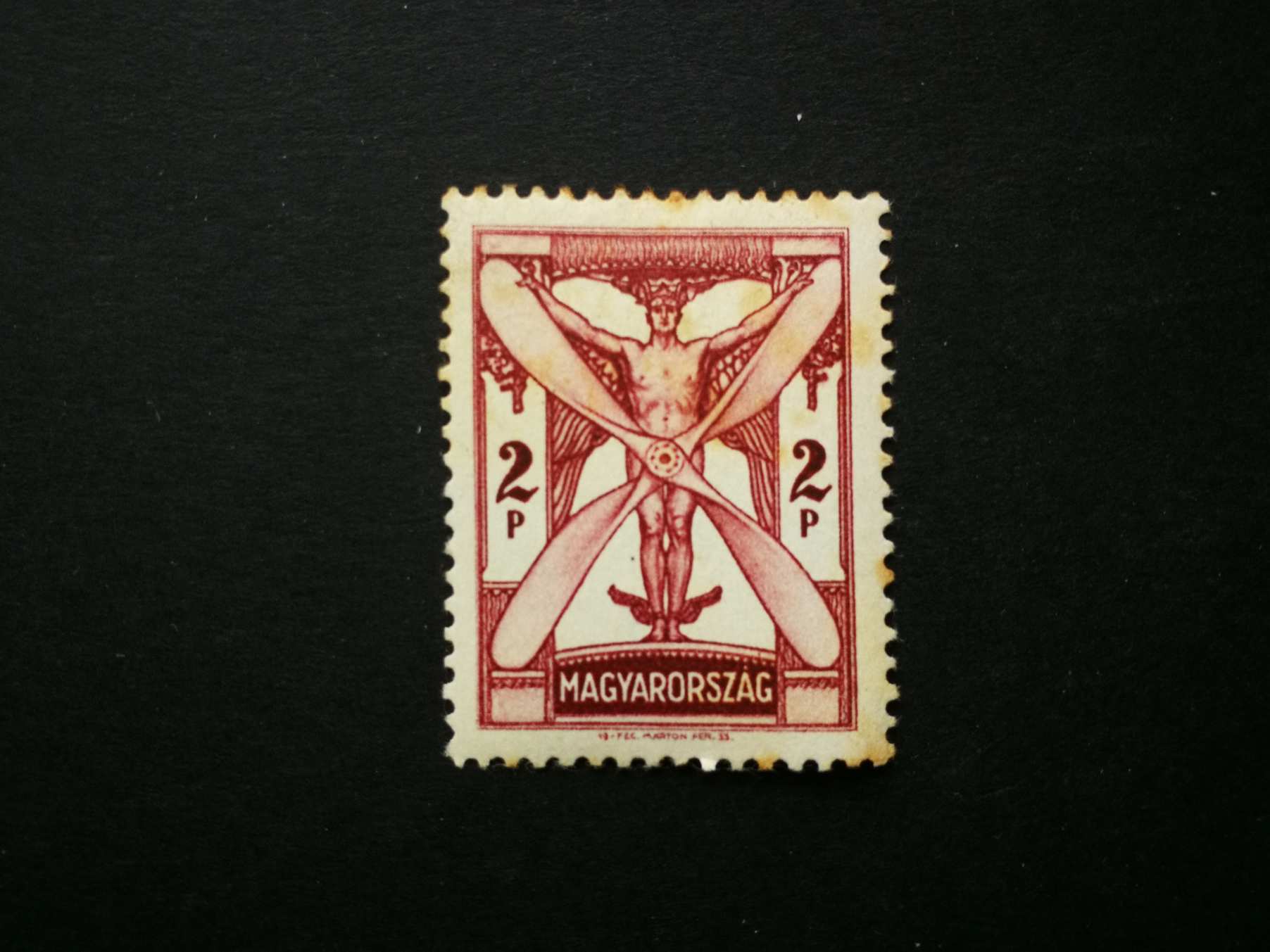 Magyarország 1933 Repülő II. 2 P jelentős barnulás  E2