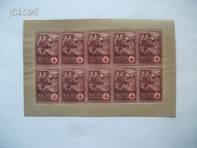 Magyar bélyeg / kisív vöröskereszt I. 12+50 f kisív 1942