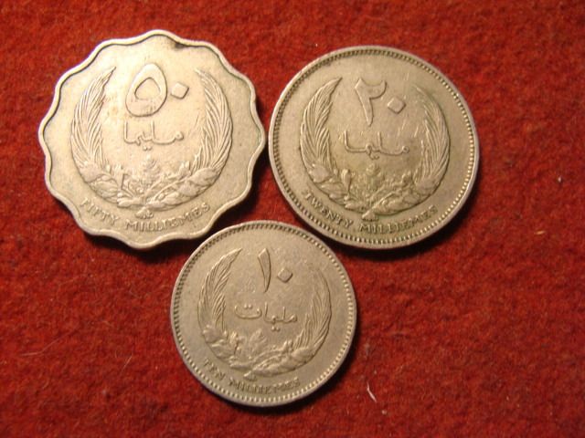 Líbia 3 féle 1965-ös érme egyben