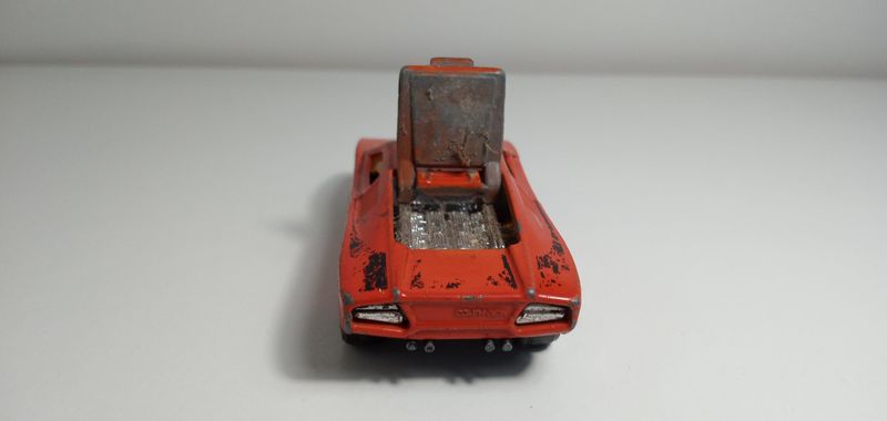 Matchbox Lamborghini Countach