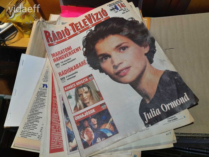 1997. 14. RTV újság  - Julia Ormond
