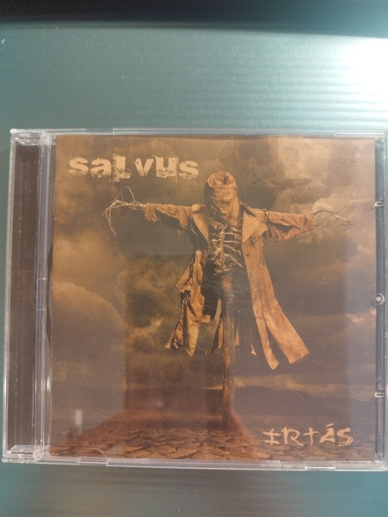 SALVUS - IRTÁS         (2019)         CD