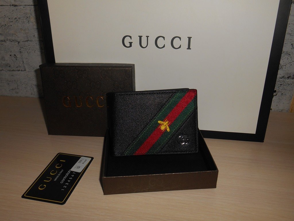 Férfi bőr pénztárca Gucci