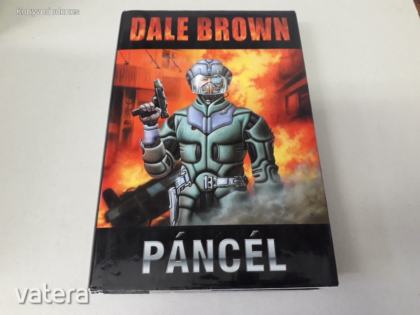 Dale Brown - Páncél