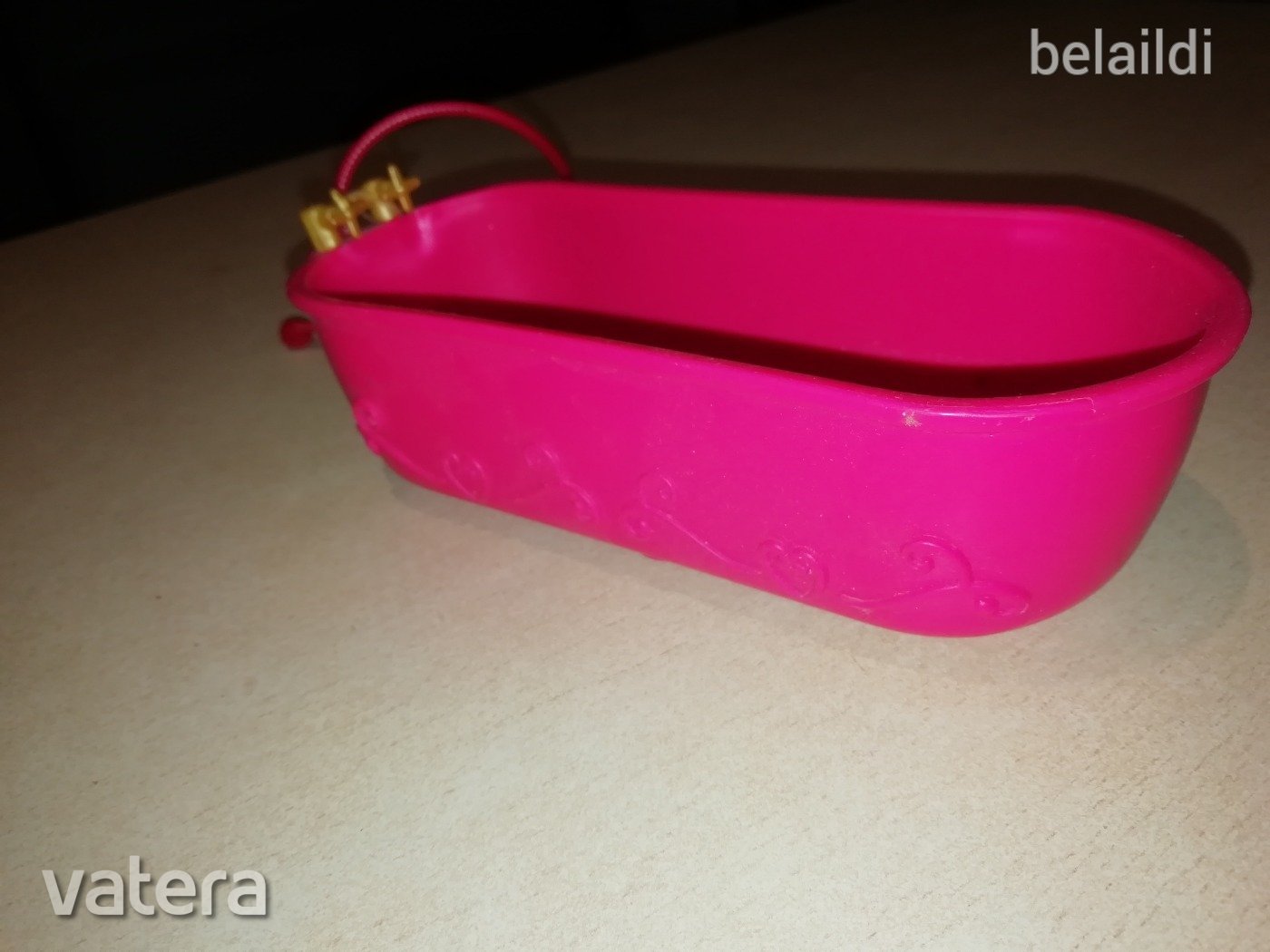 Lilly baba Babafürdőkád.