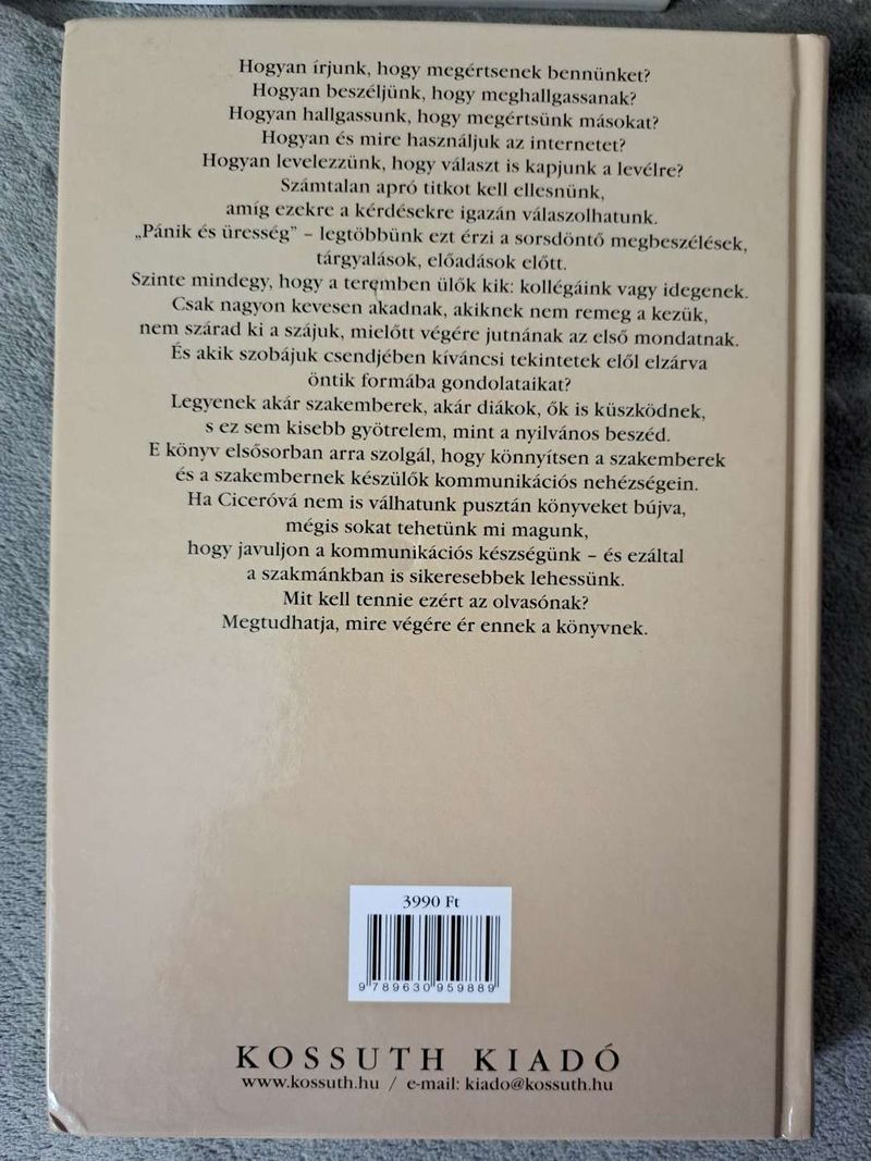 Szabó Katalin: Kommunikáció felsőfokon