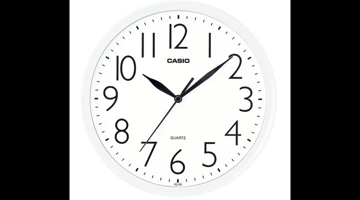 IQ-05-7 Casio falióra