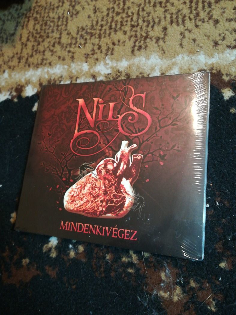 Cd - NILS - MINDENKIVÉGEZ