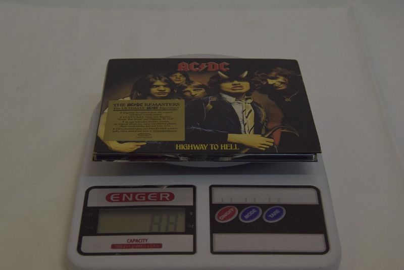 AC/DC - HIGHWAY TO HELL  CD - C001