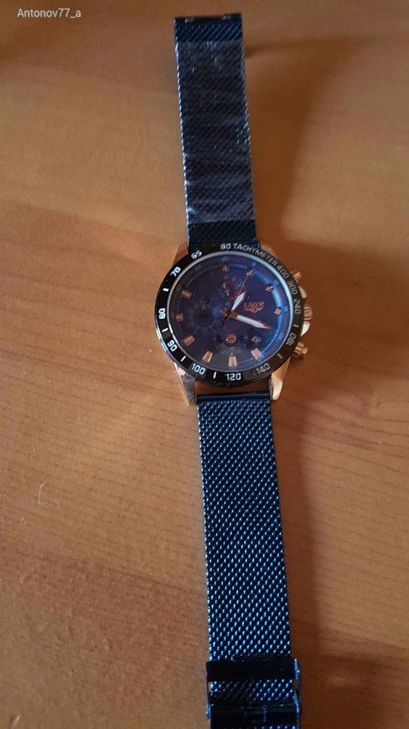 LIGE szép quartz ora