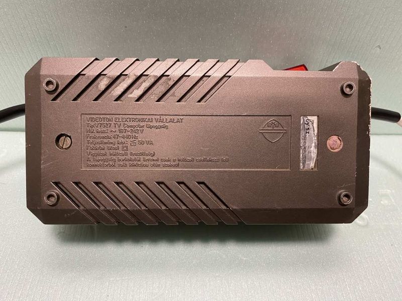 Videoton tv computer táp 2.