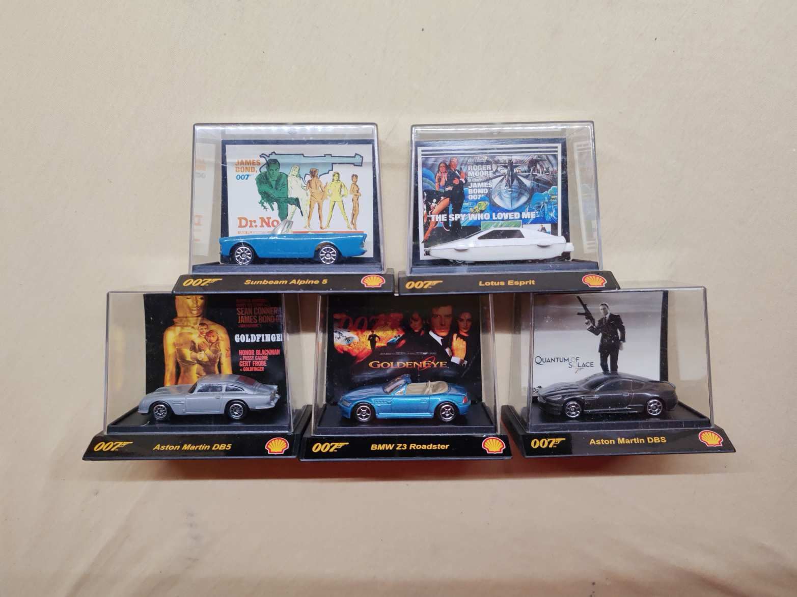 Shell James Bond car collection