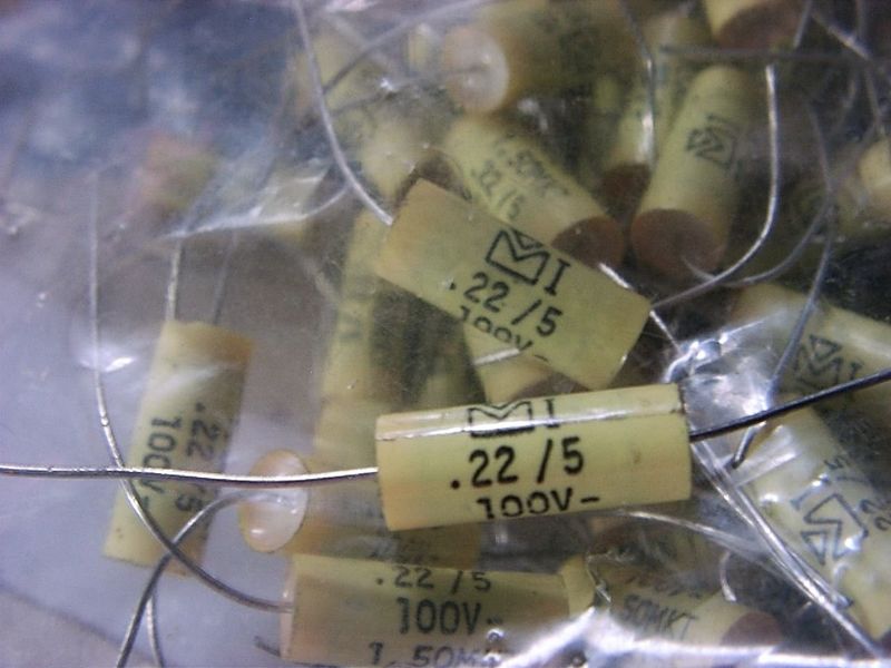 220nF 100V  kondenzátor