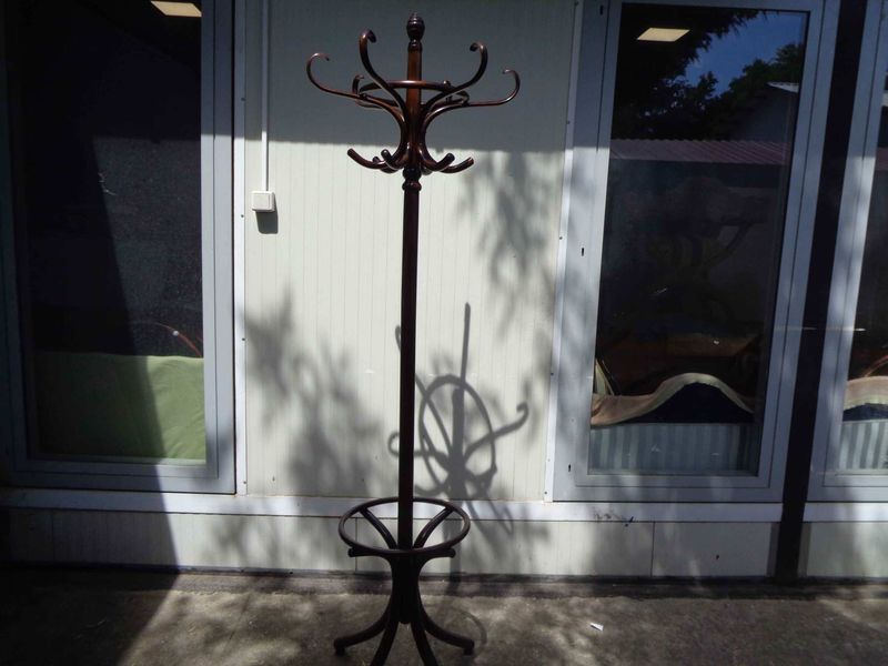 Thonet fogas