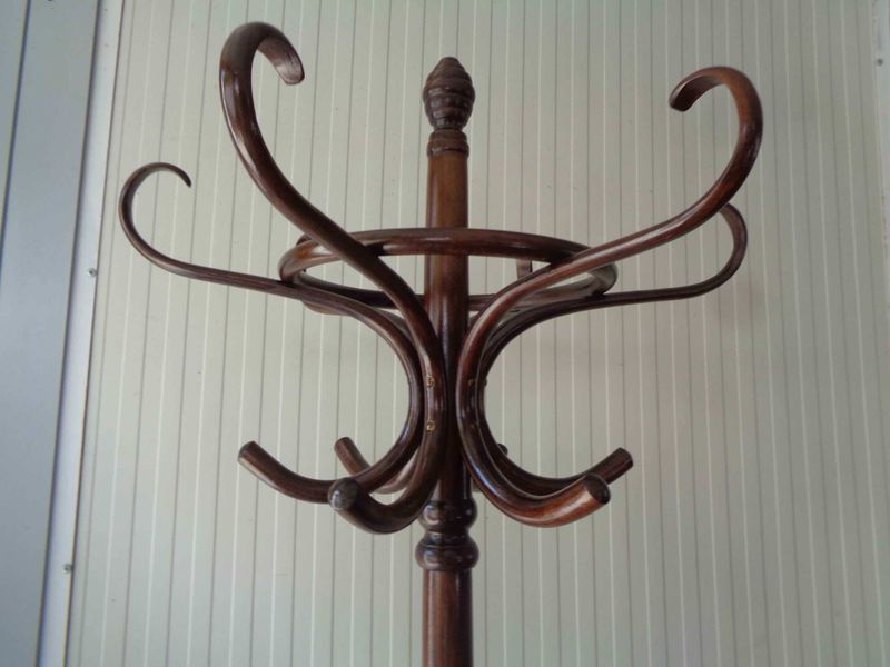 Thonet fogas